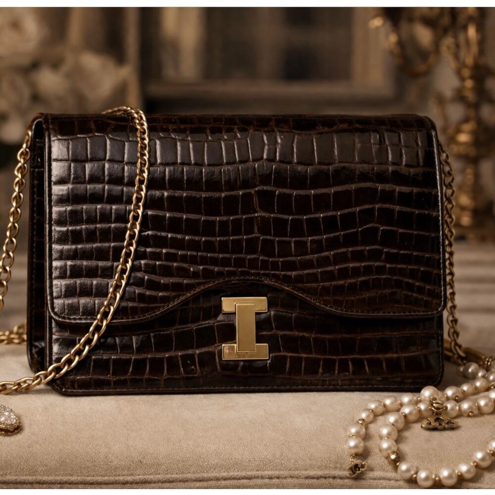 Bienen Davis Vintage Croc Embossed Structured Flap Bag Gold Chain Old Money